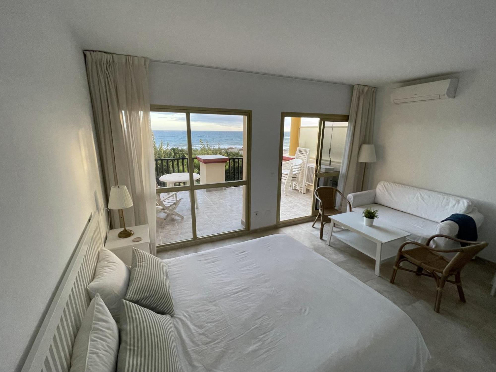 Estudio Con Insuperables Vistas Al Mar: Aparcamiento Marbella Exterior photo