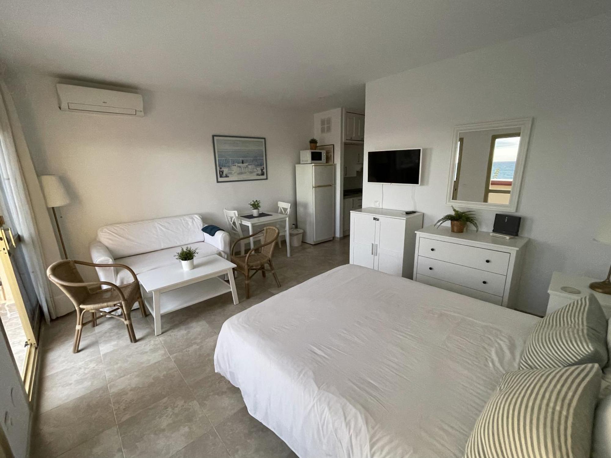 Estudio Con Insuperables Vistas Al Mar: Aparcamiento Marbella Exterior photo