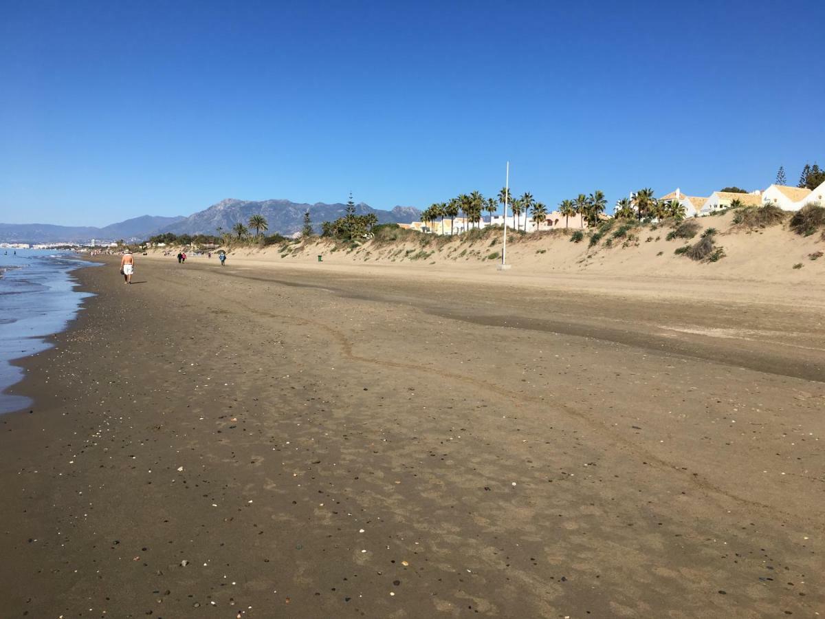 Estudio Con Insuperables Vistas Al Mar: Aparcamiento Marbella Exterior photo